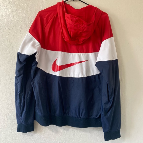 Jackets - Picture 6 of 7